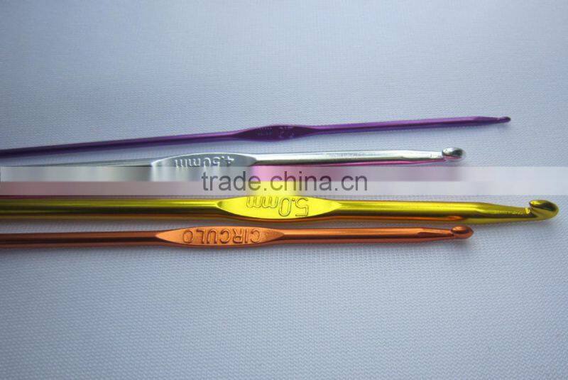 knitting needle crochet hook