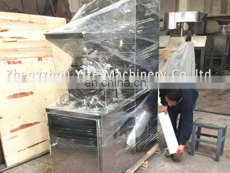 Stainless Steel Low Price Grain Chilli Grinding Mill Pulverizer Corn Crusher Machine Cost