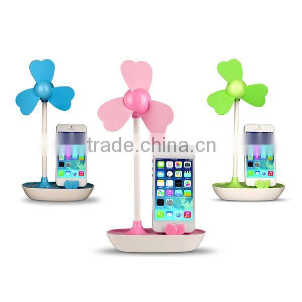 2016 With CE ROHS wholesale AAA battery Hand Carry Mini Fan