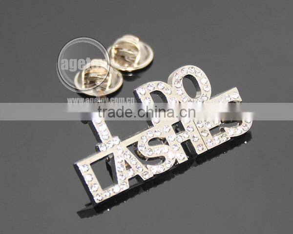 Rhinestones Souvenir Brooch Zinc Alloy Silver Color Crystal Badge Metal Custom Letter Lapel Pin