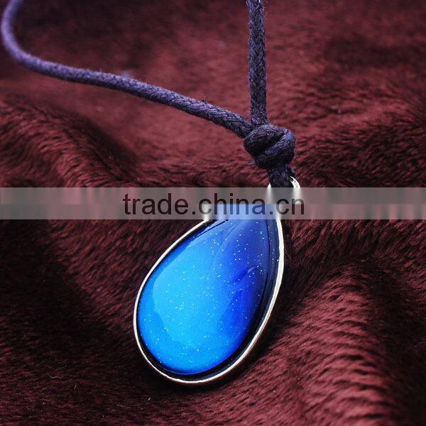 New Trendy Safe Material Elegant Stone Jewelry Teardrop Necklace for Retailer