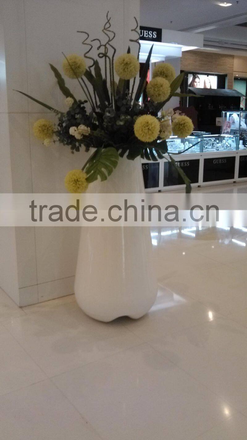 waterproof rechargeable illuminated fiberglass flower pot with led light