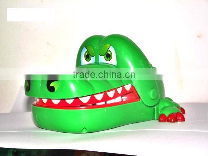 Hot sell Funning lucky Press Cayman,crocodile dentist,plastic alligator,crocodilian