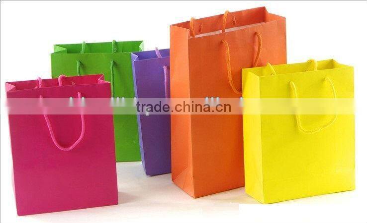 brown kraft paper bag with flat handle