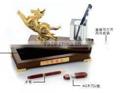 Personalized metal Horse pen holder
