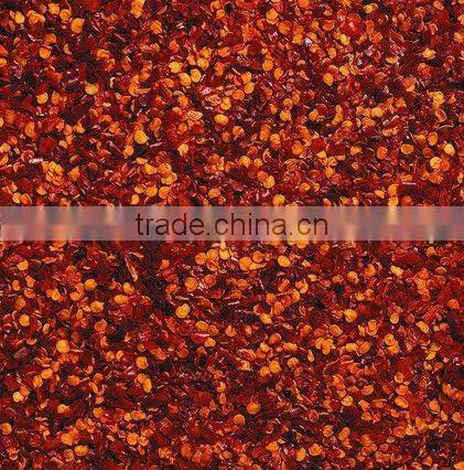 dried red hot chilli pieces