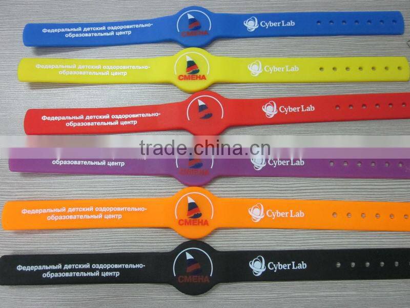 Silicon HF/LF rfid wristband