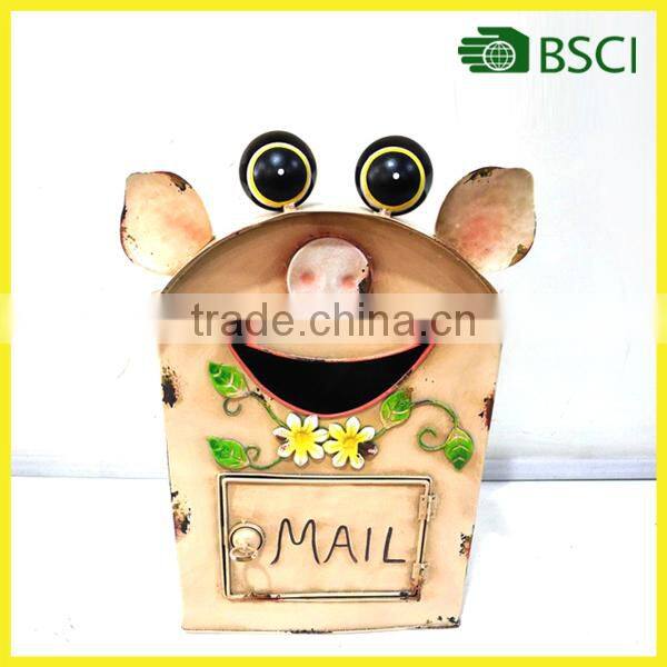 YS15001 Pretty Handicraft Pig Metal Mailbox