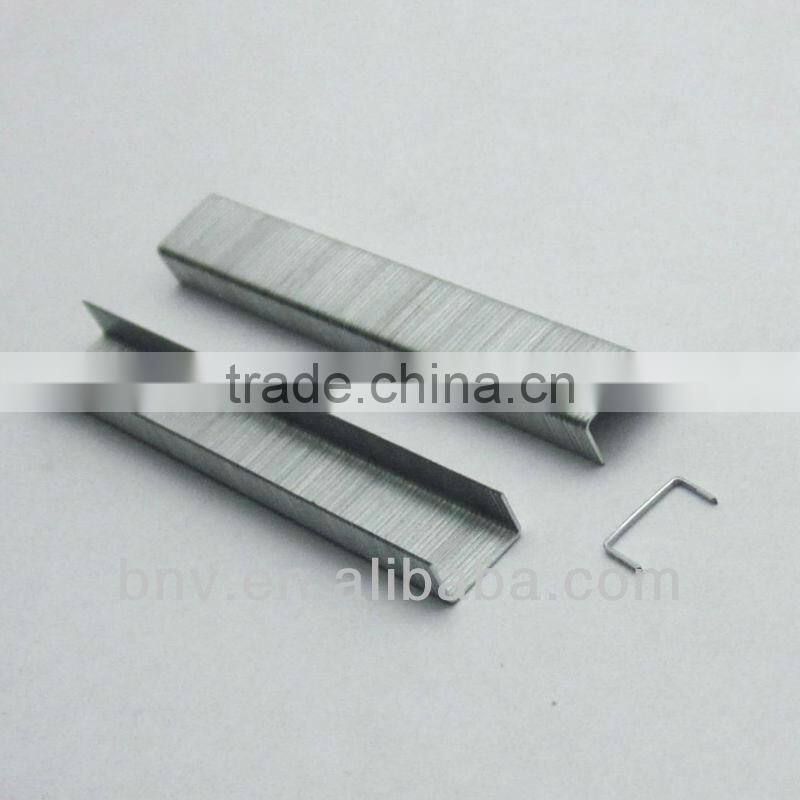 Silver color galvanized 7mm narrow crown no.64 staples
