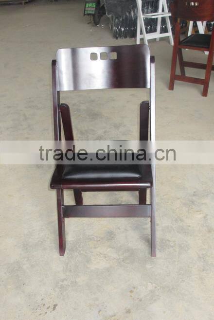 beautiful and adorable wood folding chair for relaxation