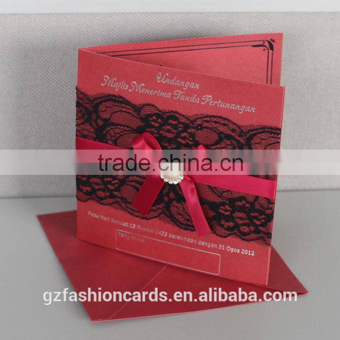 2014 Hot Sale Luxurious Wedding Invitation Card with Lace and Brooch