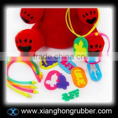 lovely silicone wristband with cartoon pendants