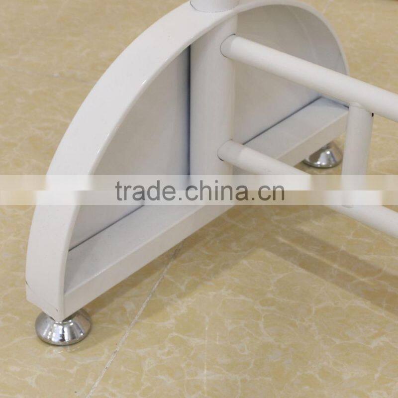 QD-F154 Elegant metal floor standing clothes exhibition display rack