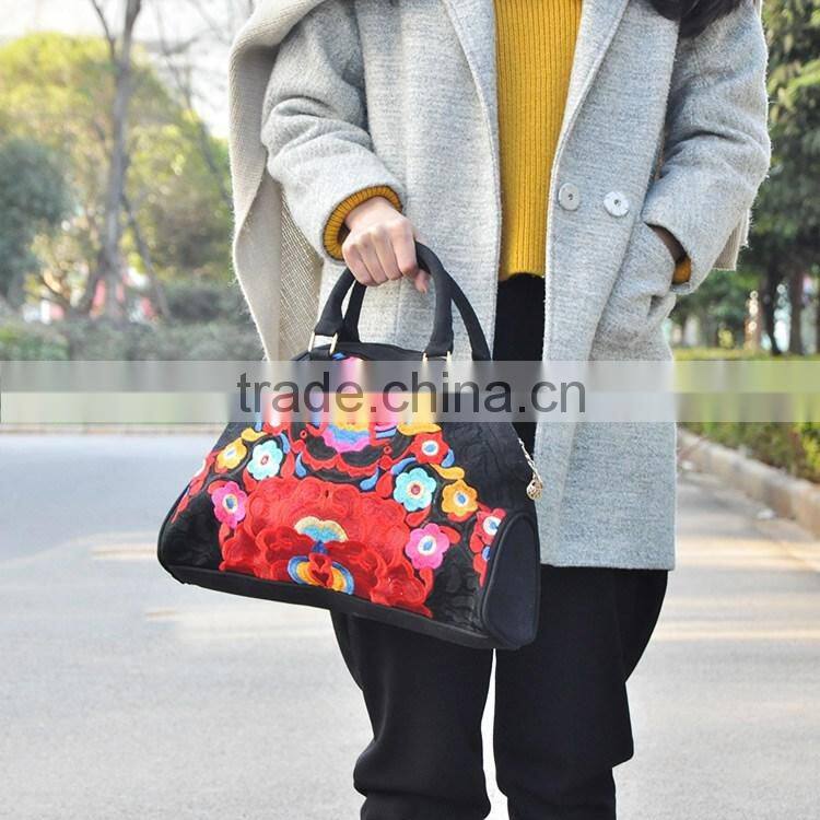 Famous Designer Handbag Canvas Women Red Shell Tote Bag with embroidery