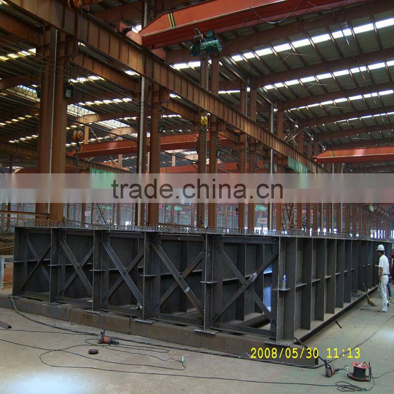 China Honglu Large-Span Pedestrian Bridge