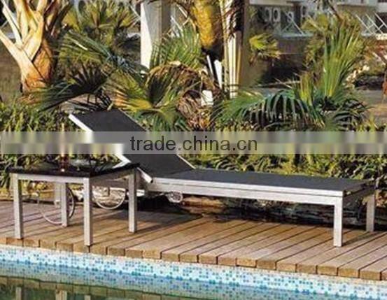 Lounge Chair With Casters And Laptop Table