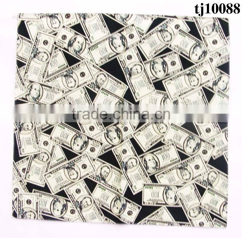 Simple and elegant flower kerchief in custom size