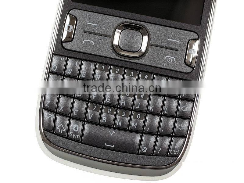 Second hand mobile phone with 3 mega pixel camera and bluetooth available