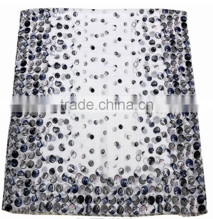 YiWu Market Fashion Custom Lady Scarf Dot Printed Scarf