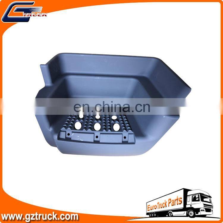Heavy Duty Truck Parts Body System Boarding Step OEM 504103232 504103233 504053092 for IVEC TRUCK Right Foot Step Plate