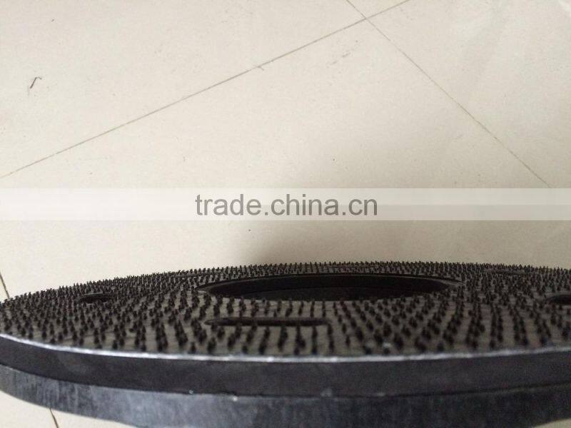 Disc floor sweeper brush pad driver