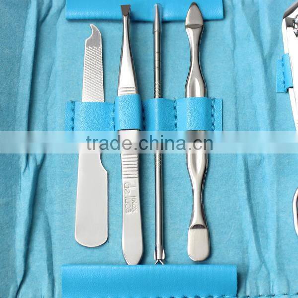 Portable beauty manicure pedicure set