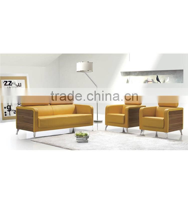 Customized Modern Maple Frame Leather Sofa
