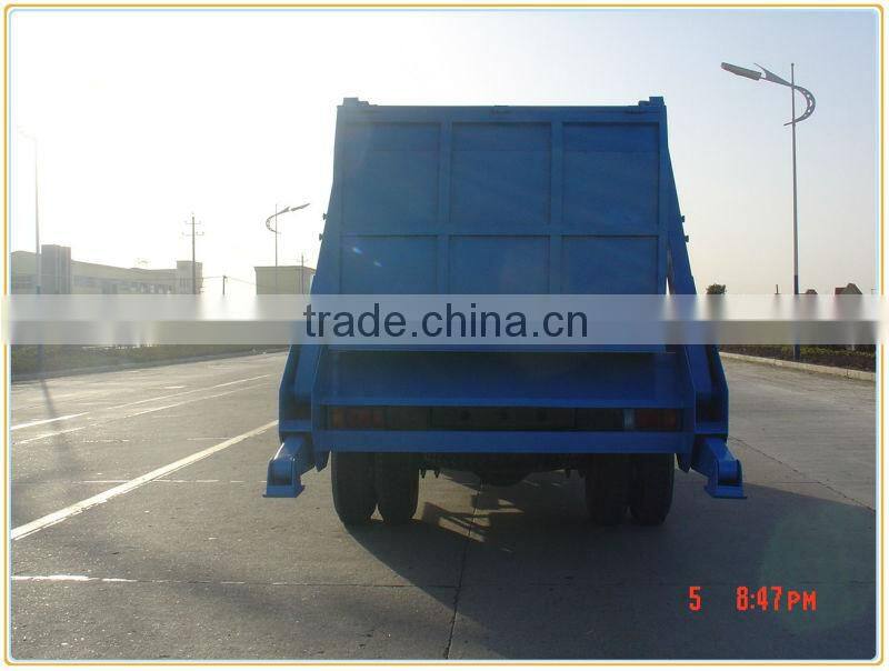 Dongfeng long cab recycle collection trucks,swing arm type garbage truck,swing arm type garbage truck
