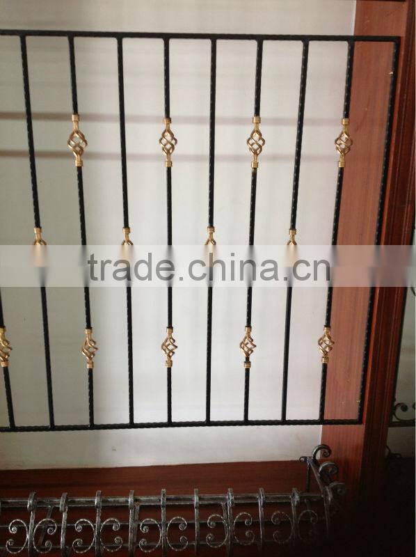 2013Top-selling ornamental steel window fence