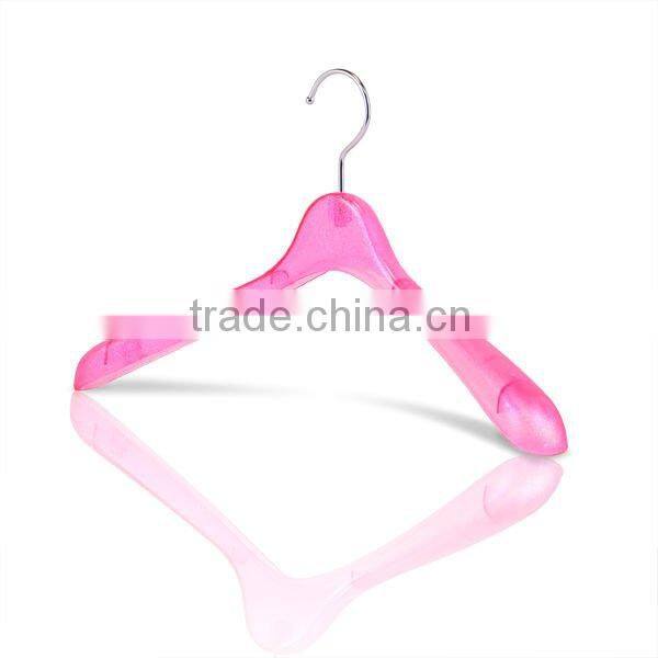 Luxury Plastic Hanger in Clear Pink Color for Luxury Sports Wear