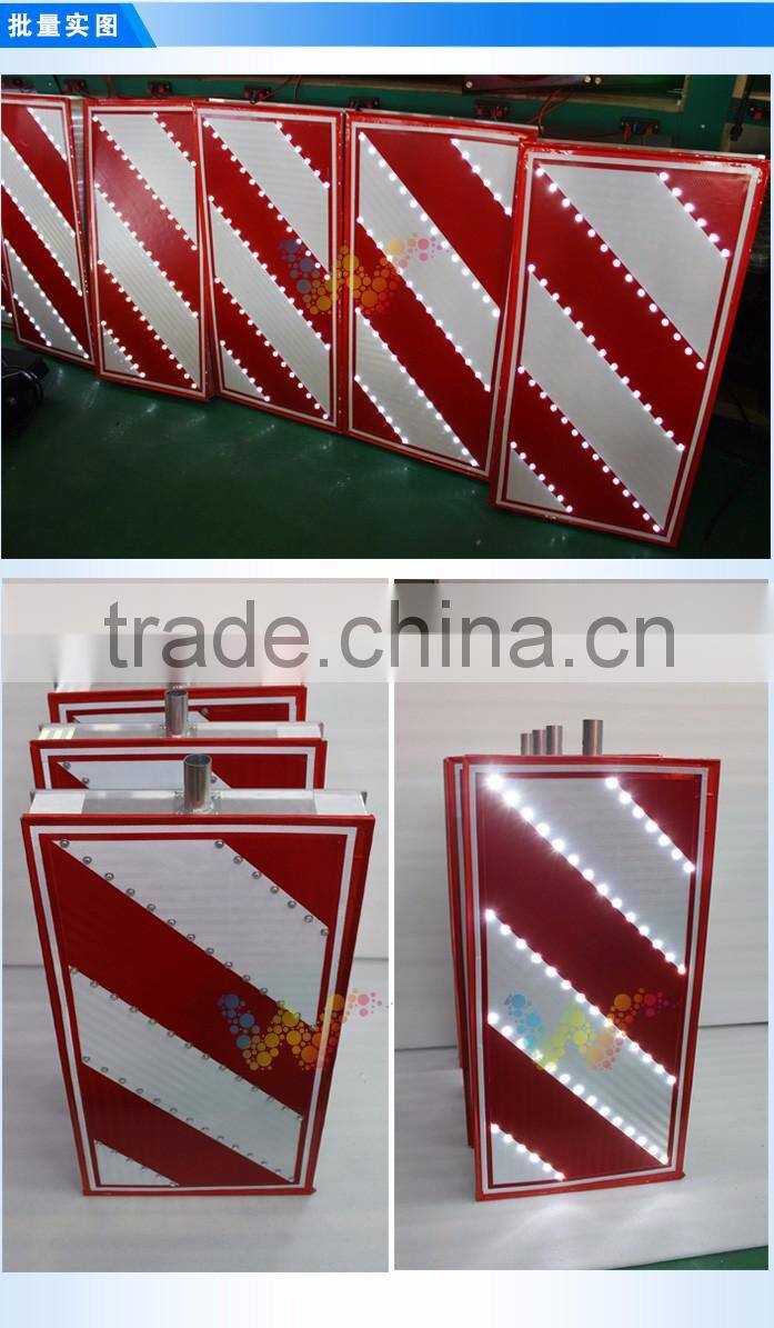 Customized aluminum traffic warning portable led guidance solar traffic sign