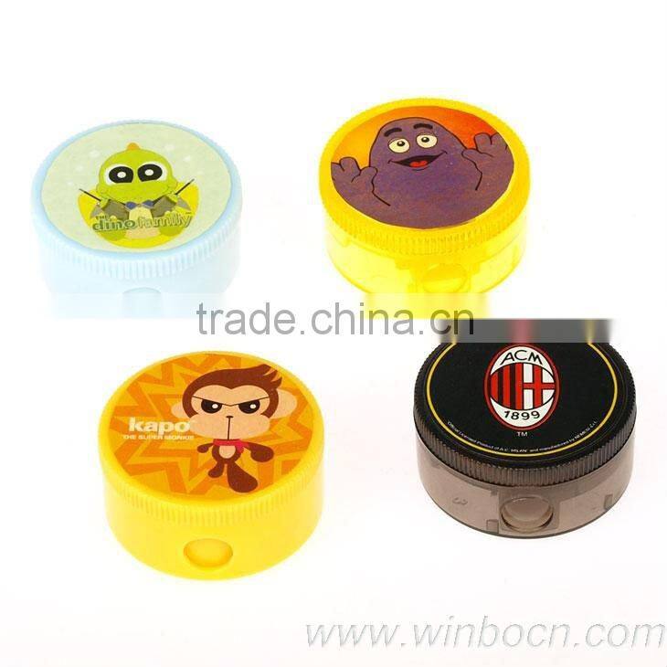 Round shape kids plastic pencil sharpener