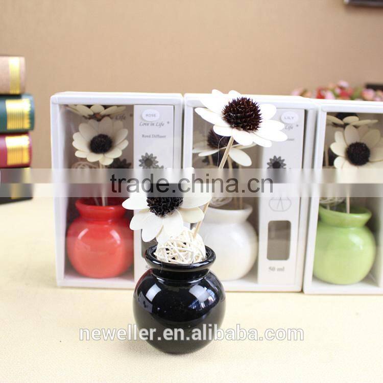 Different packing lovely square glass reed diffuser with bottle