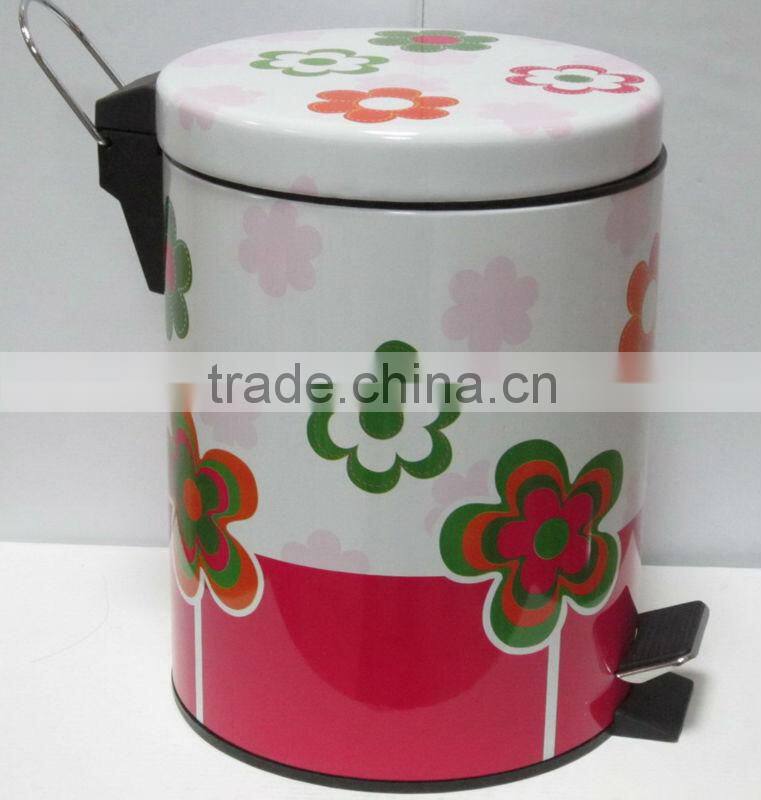 Foot-pedal stainless steel trash bin 7L