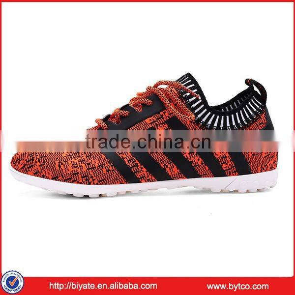 2016 hot sell breathable flyknit spike soccer shoes
