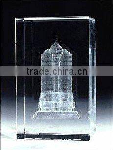 2016 Hot sale engraved house model crystal cube with bare