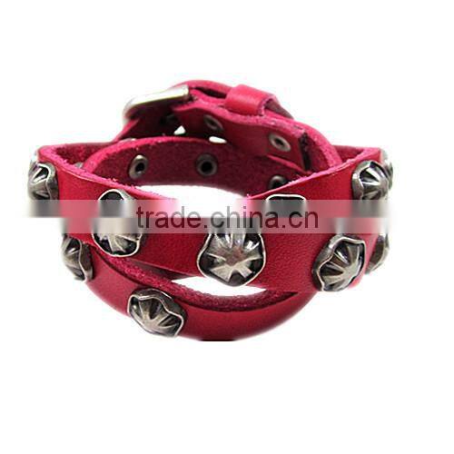 Boshiho charm magnetic leather bracelet