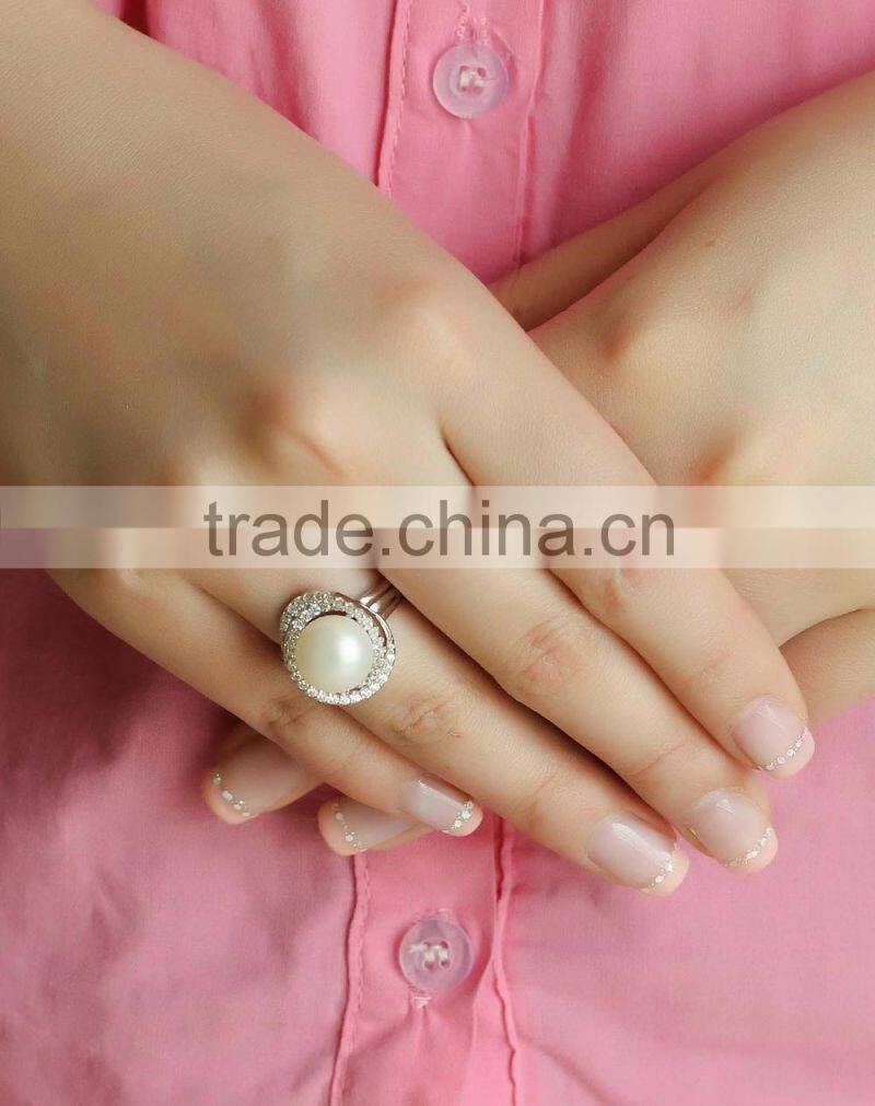 2016 AAA button shape white color cheap and simple design pearl ring 925