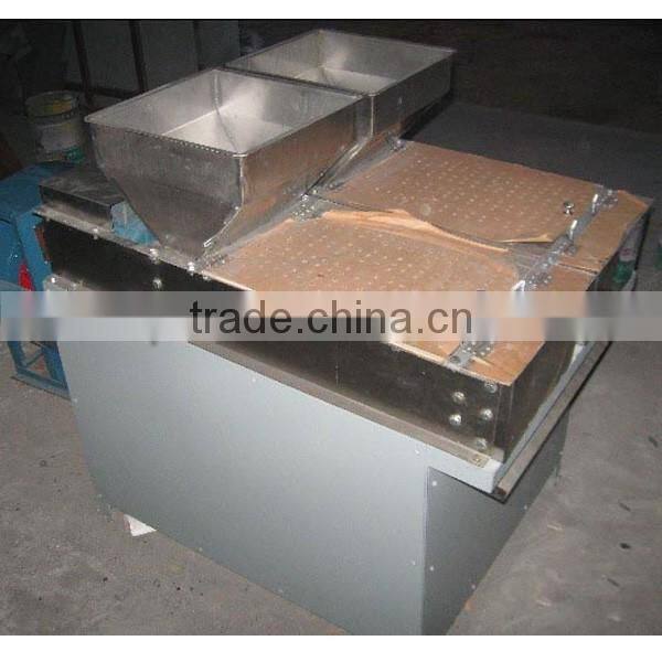 2016 New Type Dry Way Automatic Peanut red skin Peeling Machine for sale