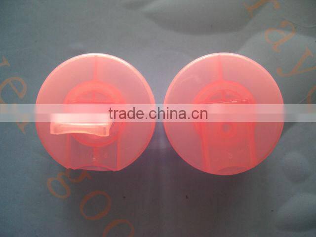 Cap mold for shampoo bottle