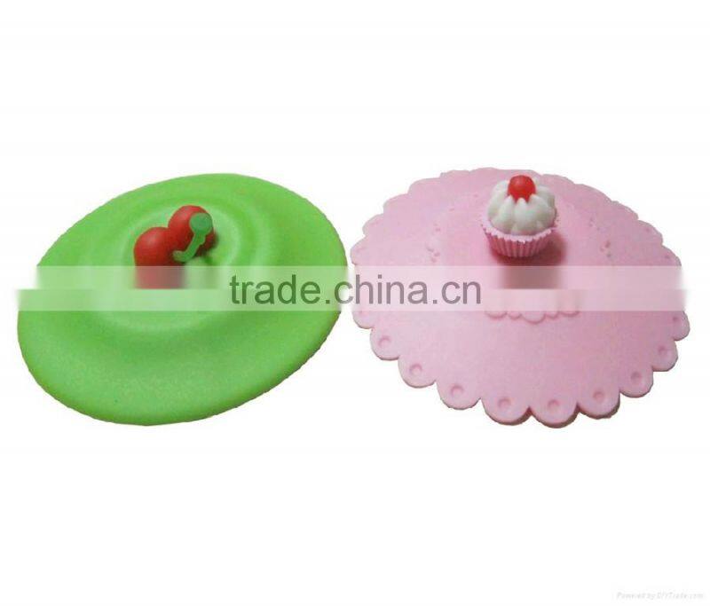 100% food grade cute designing silicone cup lid strawberry cup cover