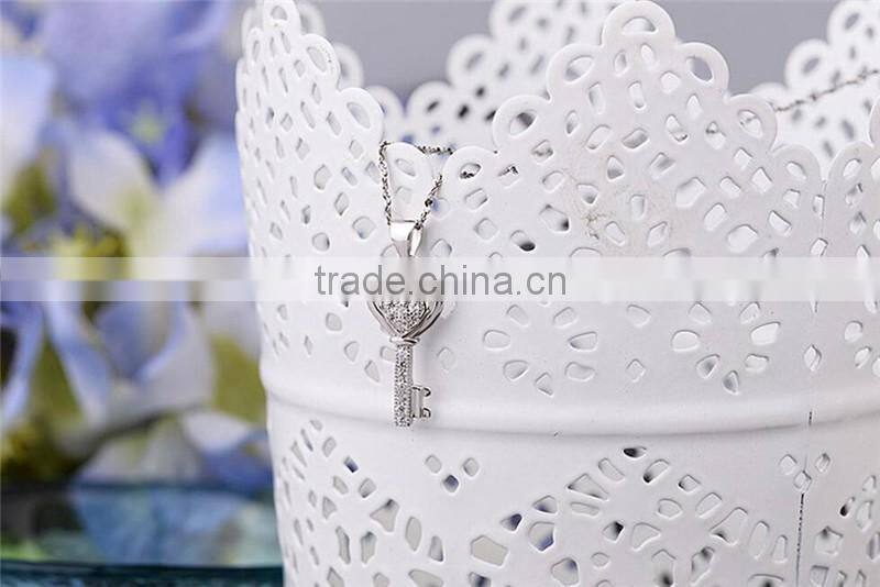 925 Sterling Silve Trendy Heart Shape Key Pendant