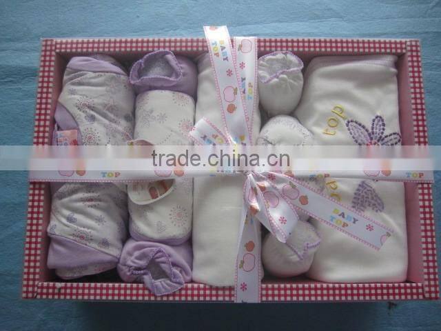 Newborn Baby Gift Set Lovely Cute Design Soft Fabric Baby Clothing Set