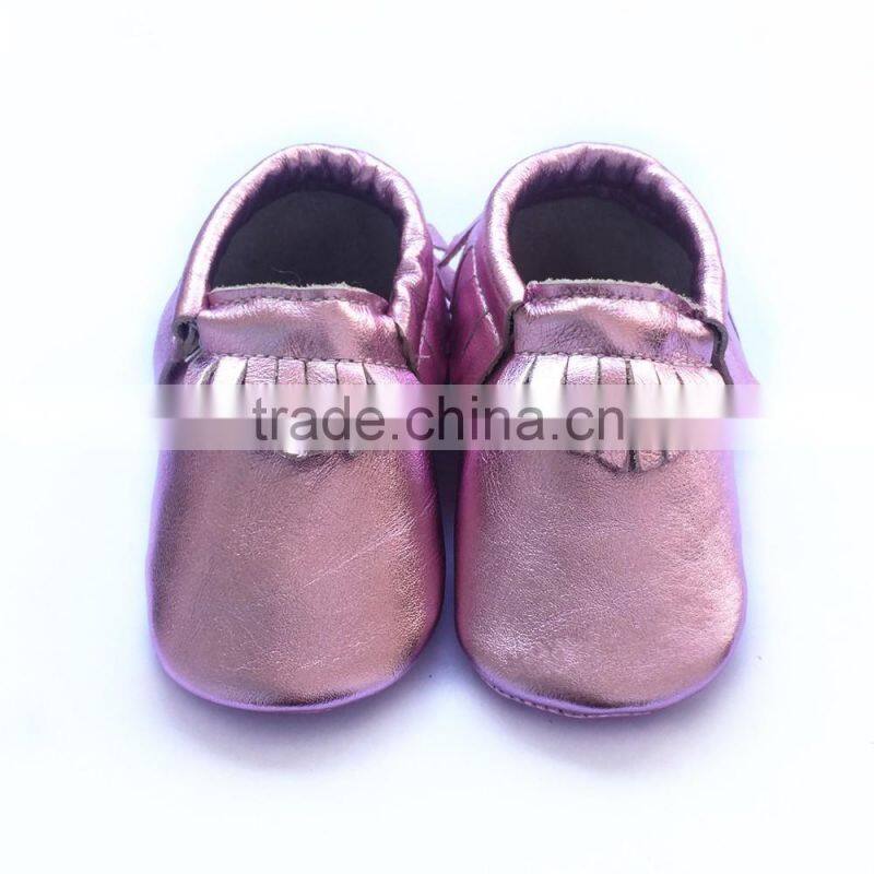 hot selling baby leather moccasin shoes the metal color moccasins shoes