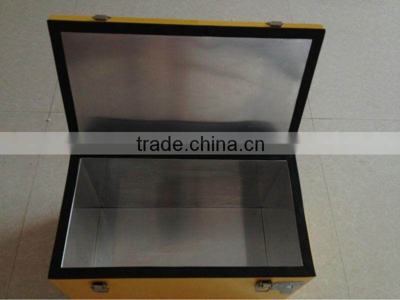 Drinking transport cooler box (C-008)