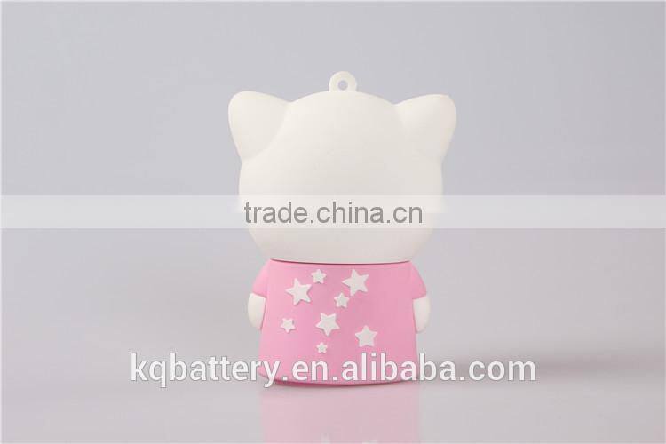 2015 toy gift pink cat portable power bank 2600mAh