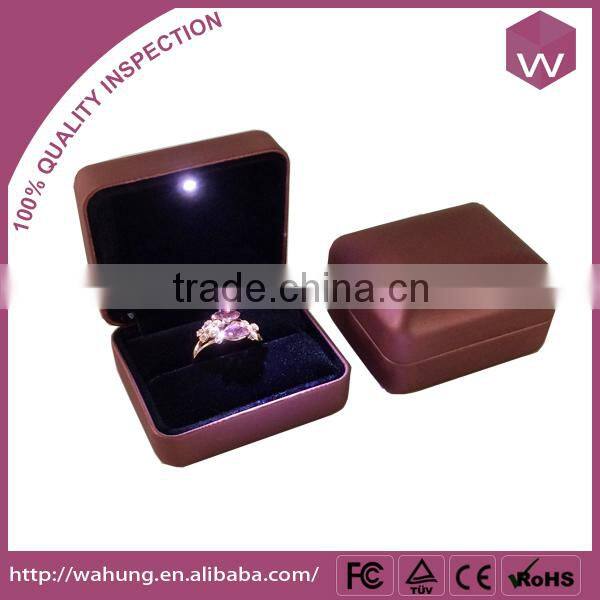 New romantic metal jewelry ring present box with LED light