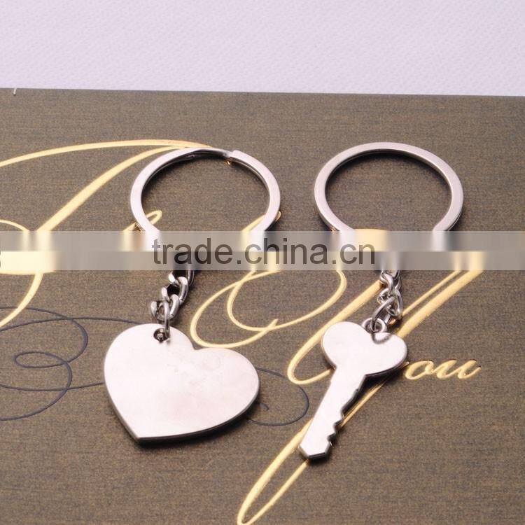 >>>2016 Hot Sale Zinc Alloy Silver Plated Lovers Gift Couple Heart Keychain Fashion Keyring Creative Key Chain/
