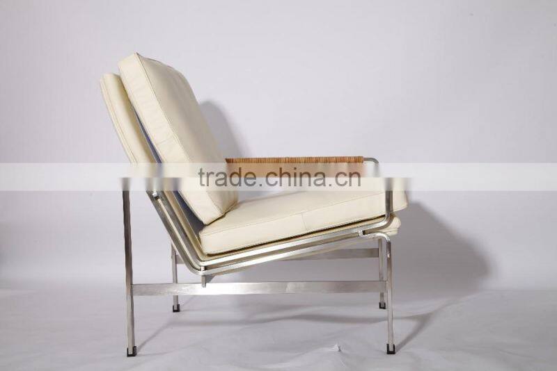 Mid century modern furniture Fabricius & Jorgen Kastholm FK6720 chair replica