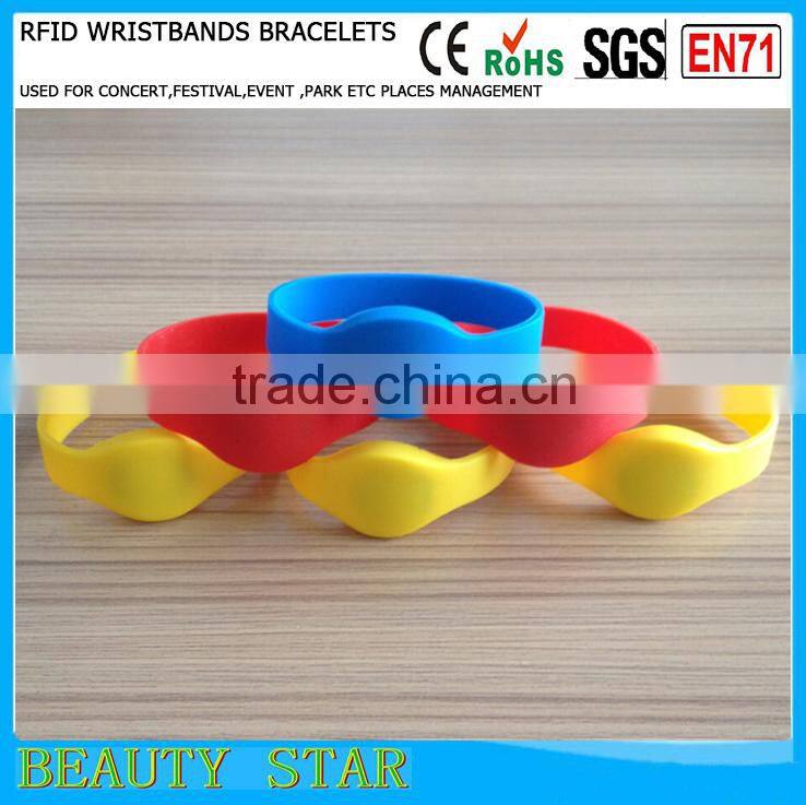 High quality NFC bracelets, Silicone Waterproof NFC bracelets with long read distance